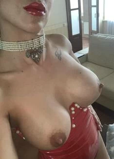 Nika Nika