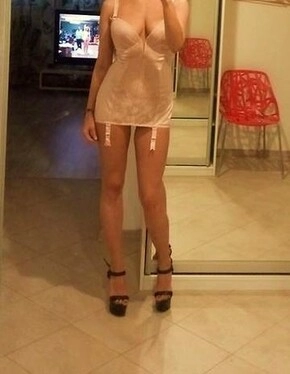 Adelle Adelle