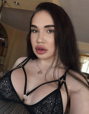 Alexandra (Shemale) Alexandra (Shemale)
