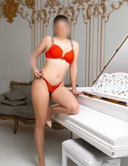 Prostitute Dasha  Kiev: +380730602727