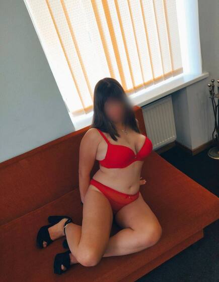 Prostitute Arina  Kiev: +380995621411
