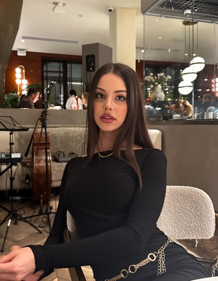 Prostituée Nastia  Kiev: +380983323129