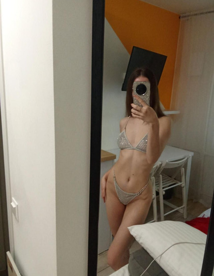 Prostituée Sonya  Kiev: +380507656934