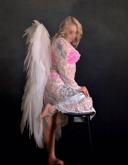 Prostitute Marina  Kiev: +380686759506