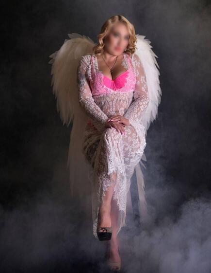 Prostitute Marina  Kiev: +380686759506